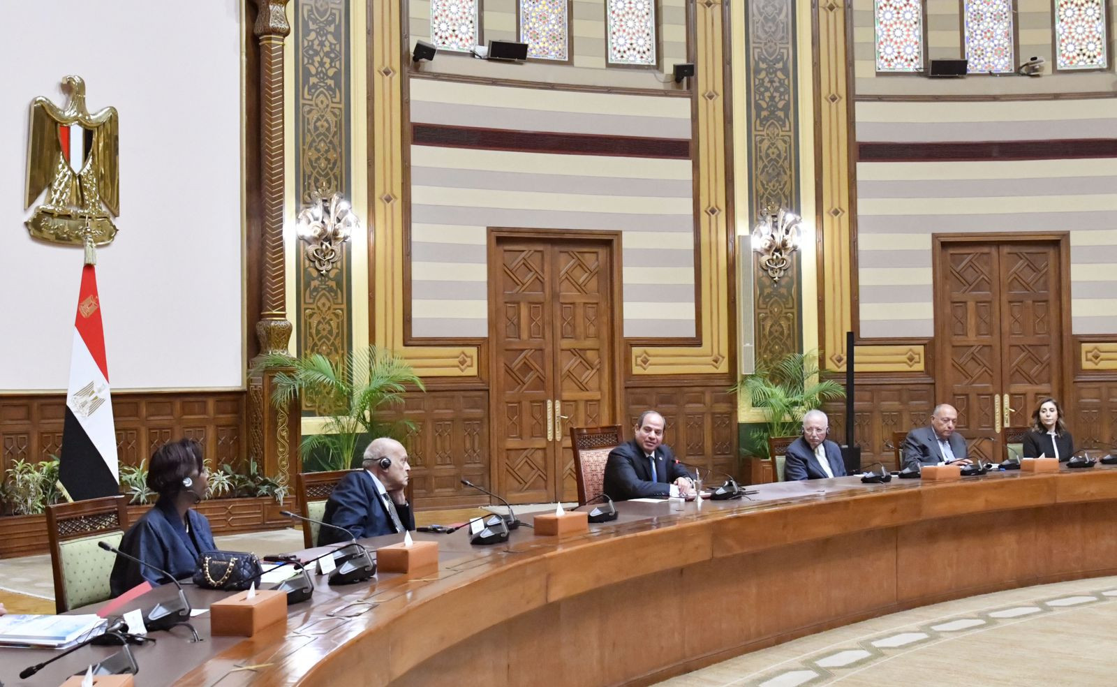 استقبال الرئيس لمجلس أمناء مكتبة الإسكندرية